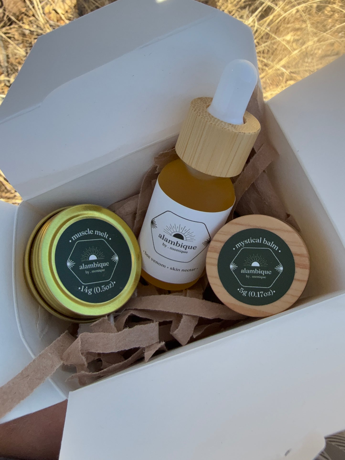 LIMITED • the momentitos collection •